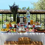 Kabak Misafir Evi פאראליה